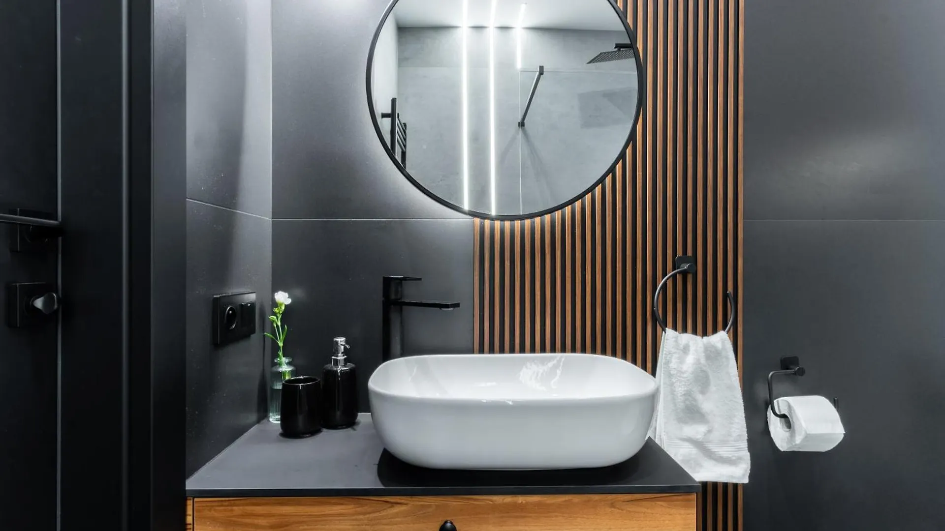 Apartment Charm & Comfort Renovated Gem In Old Town Sarego Apt B Krakow