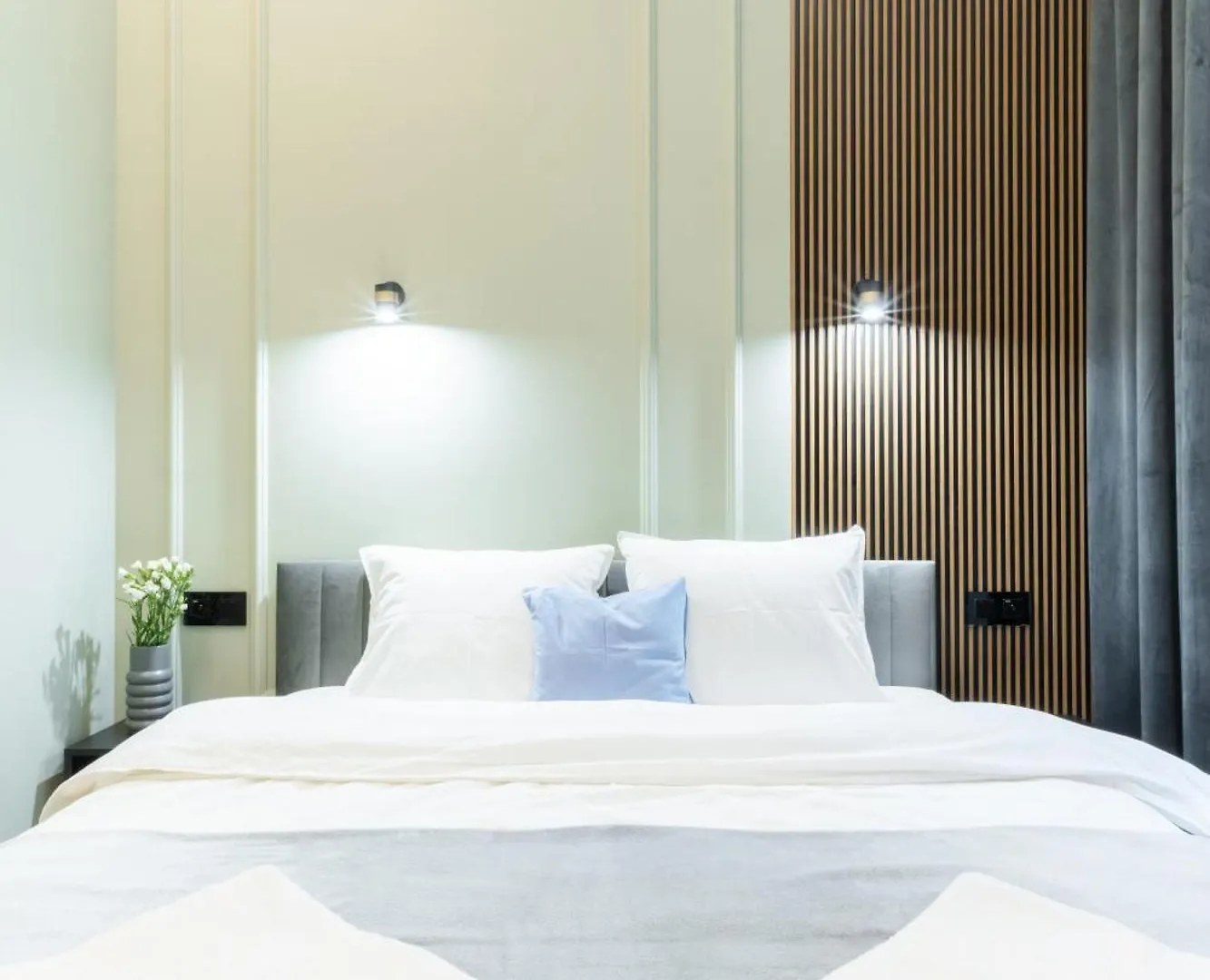 Charm & Comfort Renovated Gem In Old Town Sarego Apt B Krakow Apartment